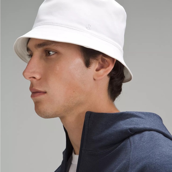 NWT Lululemon White Bucket Hat - Picture 1 of 3
